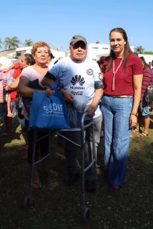 DIF ENTREGAN DESPENSAS AEB Y JCT (6)