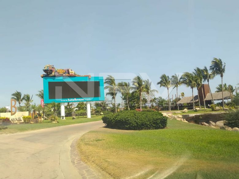 RoboBNayar04