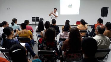 COMUNICADO 0801-Curso lenguaje de señas UMA (4)