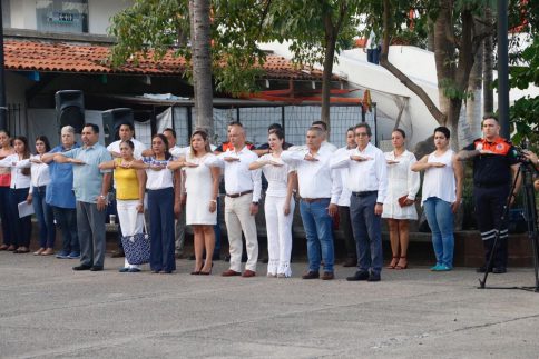 COMUNICADO 0912-Ceremonia-cívica-aniversario inicio de la Indpendencia (9)