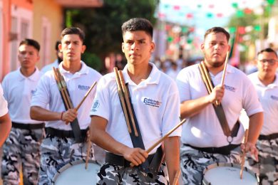 DESFILE (10)