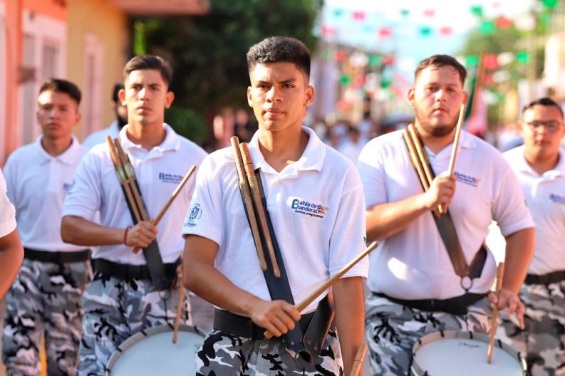 DESFILE (10)