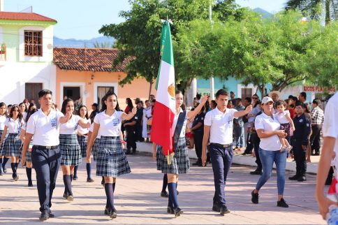 DESFILE (5)