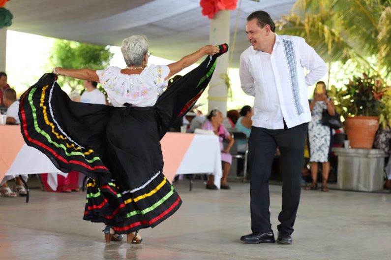 DIA DEL ADULTO MAYOR (4)