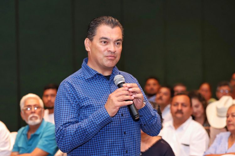 PRESENTACION IPLANAY EN BAHIA (5)