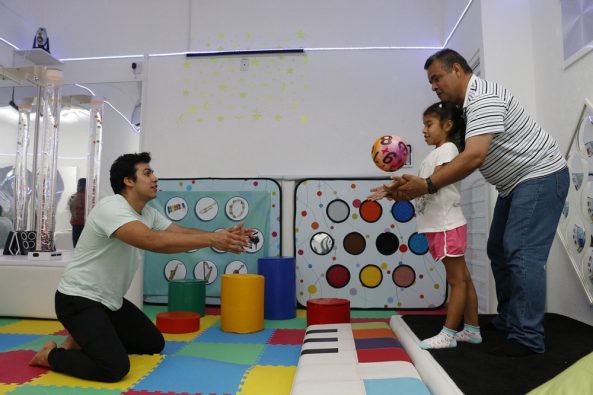 COMUNICADO 1001-DIF- Cámara Multisensorial-URR (2)