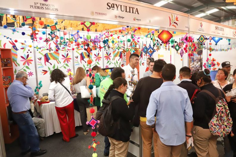 TIANGUIS PUEBLOS MAGICOS EXITOSO SAYULITA (17)