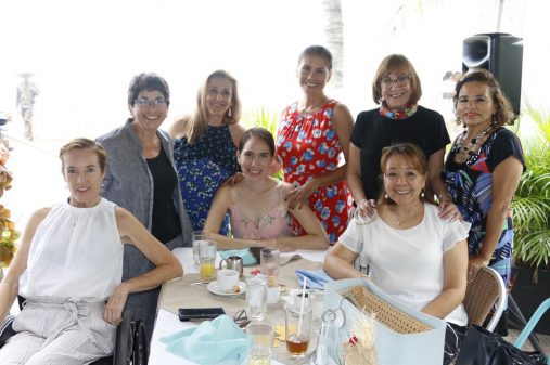 COMUNICADO 1071-DIF-Desayuno Becas Vallarta (5)