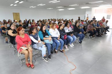 COMUNICADO 1246-Conferencia Alcoholimos Mujeres (4)