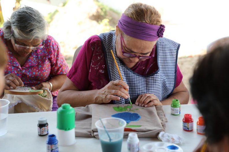 SRA ANA BERUMEN TERCERA EDAD MEZCALES (4)