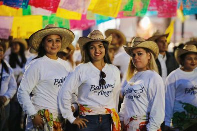 BAHIA LA ALEGRIA DE LA FERIA (9)