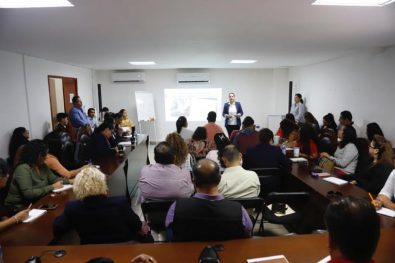 CAPACITACION A FUNCIONARIOS (4)