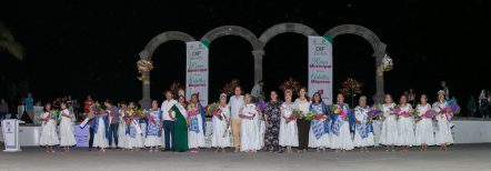 COMUNICADO 1357-DIF-Coronación Reina Adultos Mayores (09)