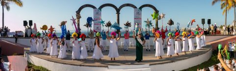 COMUNICADO 1357-DIF-Coronación Reina Adultos Mayores (5)