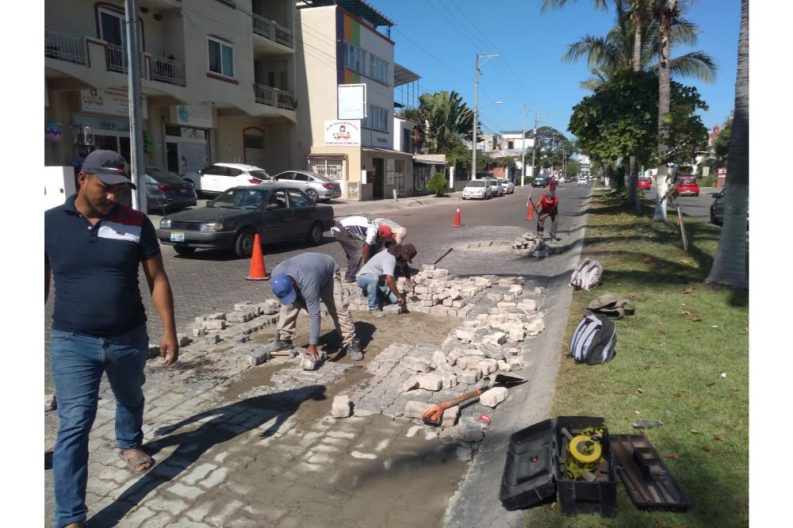 COMUNICADO 1383-Bacheo emergente-empedrados (15)