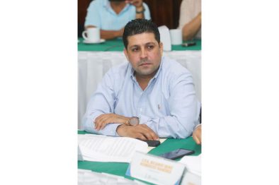 img_3911_49645843527_o