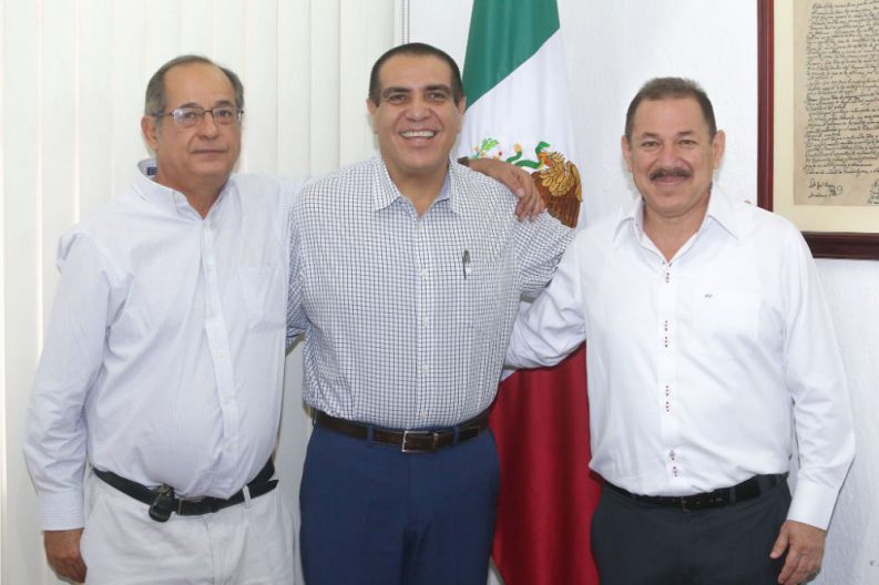 img_4049_49645843107_o