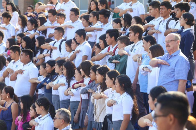 img_4243_49649095613_o