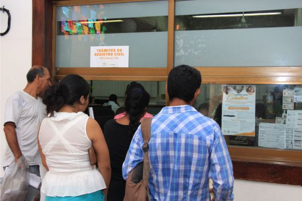 COMUNICADO 1421-Registro Civil (fotos de archivo) (4)