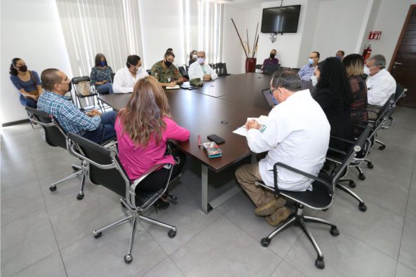 COMUNICADO 1433-Reunión sector salud-delegada IMSS Jalisco (5)