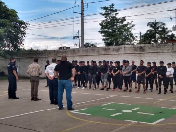 COMUNICADO 1690-Visita alcalde Academia de Policía (4)