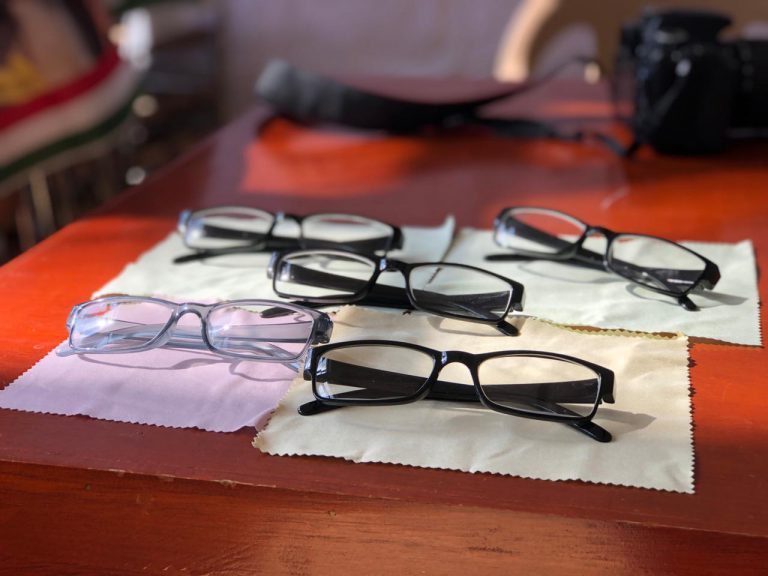 DIF BAHIA ENTREGO LENTES (4)