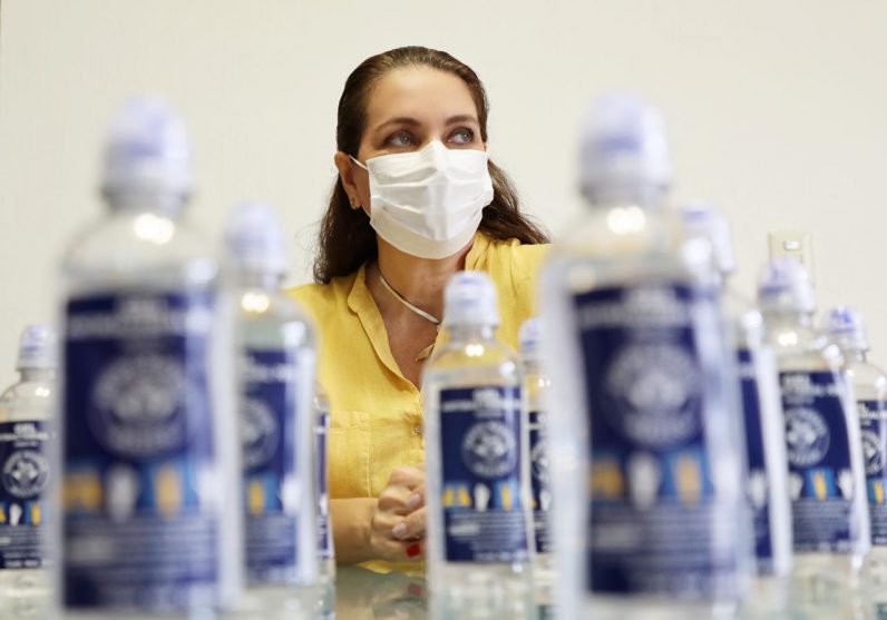 GRUPO MODELO DONA GEL SANITIZANTE A DIF BAHIA (3)