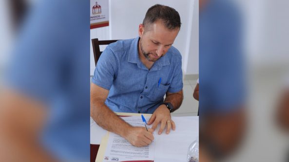 COMUNICADO004