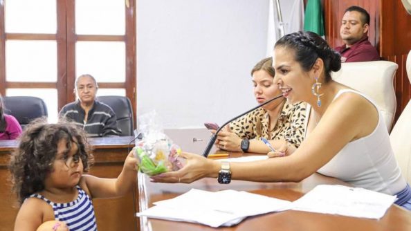 COMUNICADOS004